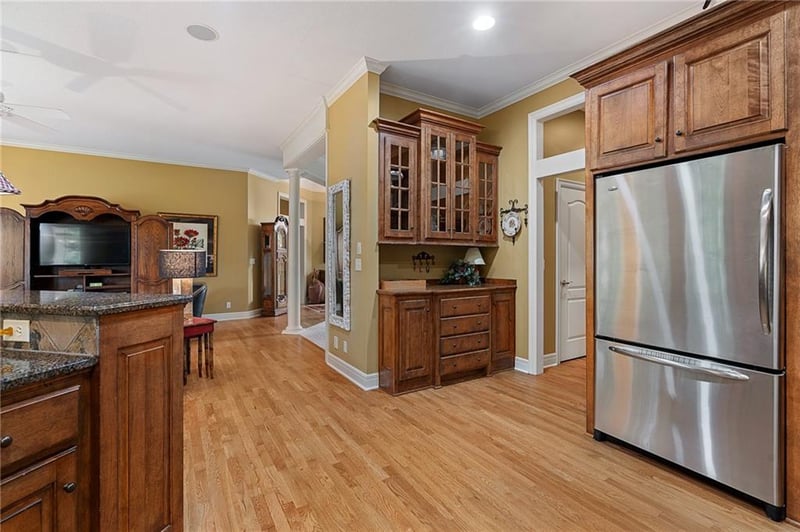 5405 141 Ter, Leawood, KS 66224