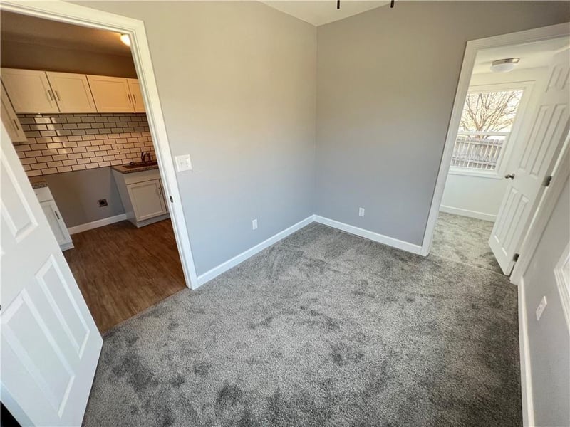 11117 15th St, Independence, MO 64052