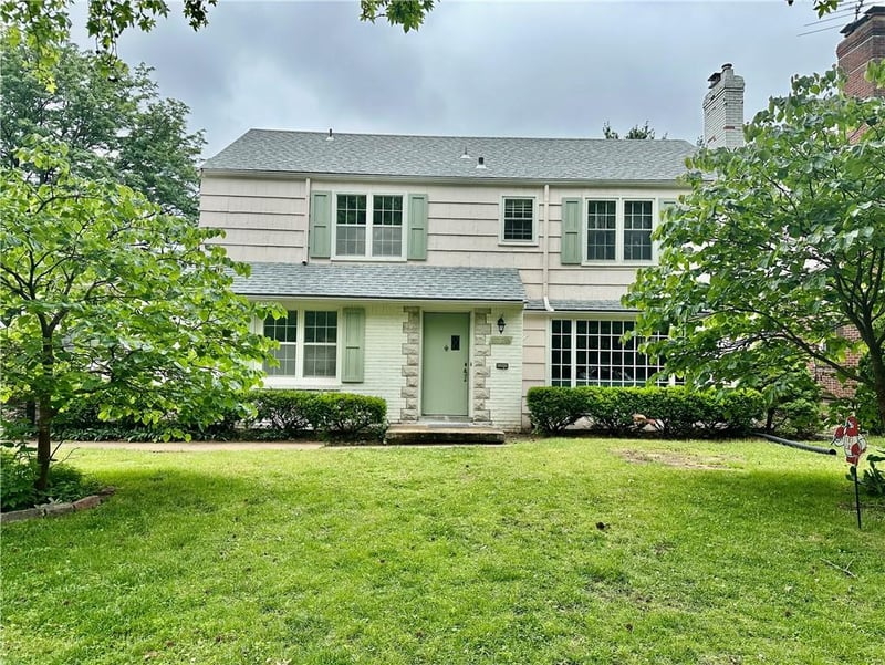 607 65th St, Kansas City, MO 64131