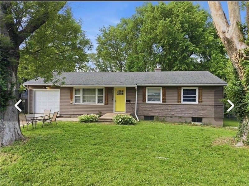 8850 53rd Ter, Raytown, MO 64133