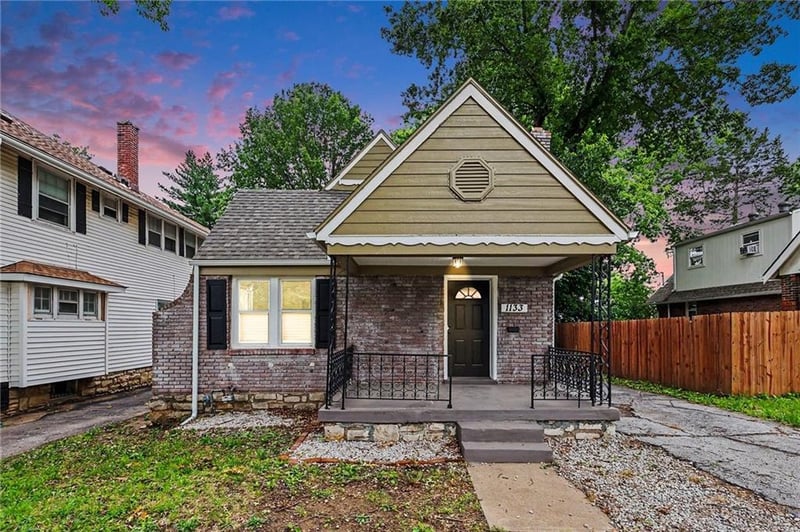 1133 E 75th St, Kansas City, MO 64131