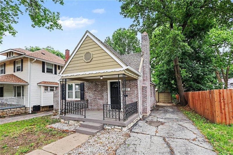 1133 E 75th St, Kansas City, MO 64131