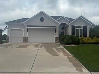 9804 163rd St, Overland Park, KS 66085