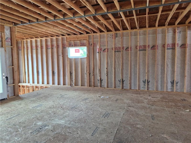 4525 145th Ct, Basehor, KS 66007