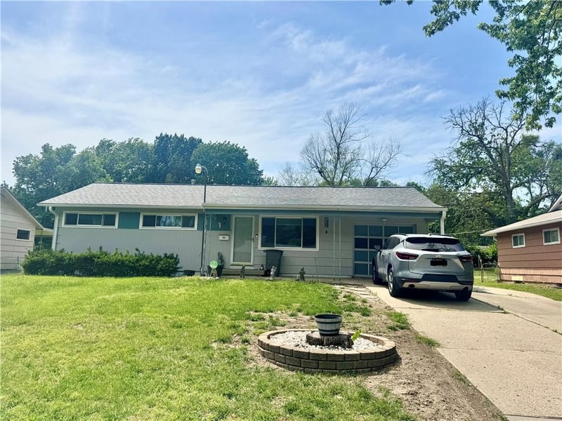 8602 Everett St, Raytown, MO 64138