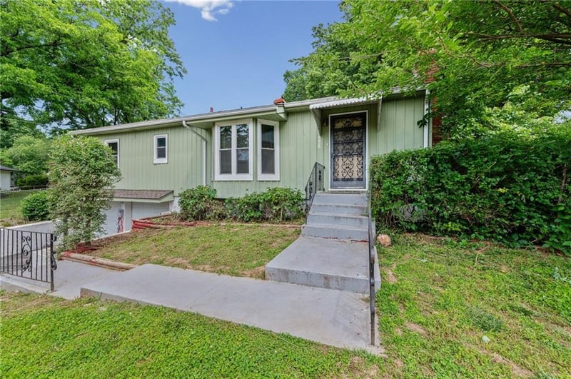 4906 35th St, Kansas City, MO 64117