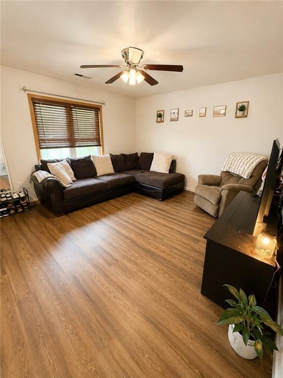 1814 Grand Ave, Maryville, MO 64468