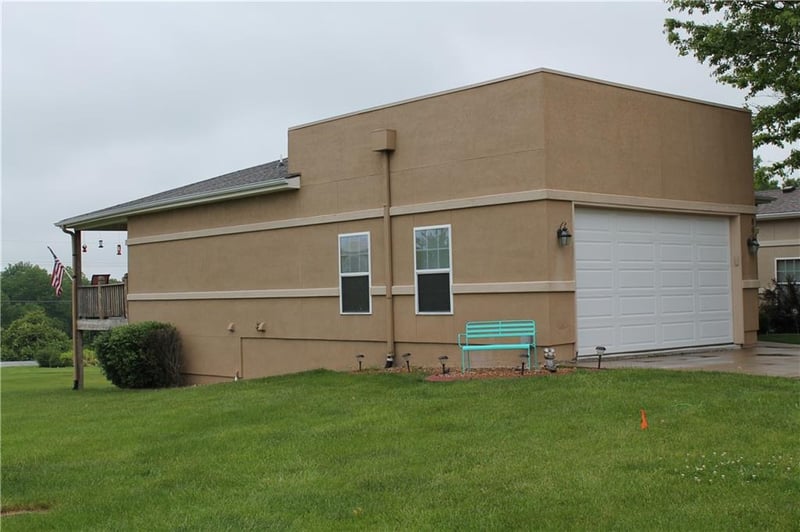801 Sonora Valley Cir, Blue Springs, MO 64014