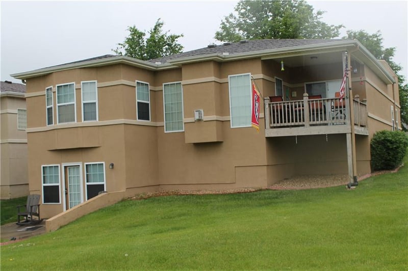 801 Sonora Valley Cir, Blue Springs, MO 64014