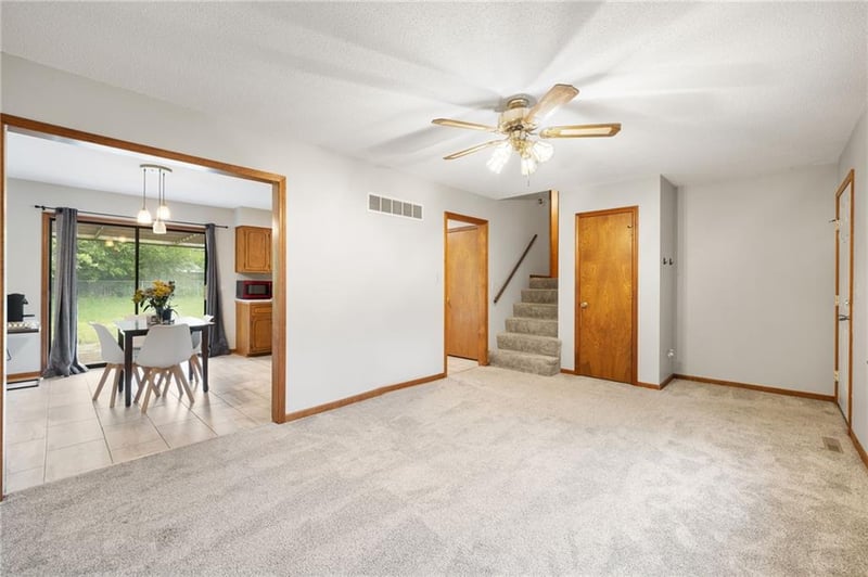 412 Creach Dr, Warrensburg, MO 64093