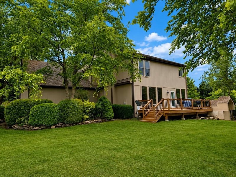 21600 Lackman Rd, Spring Hill, KS 66083