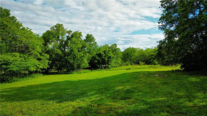Antelope Rd, Mound City, KS 66056