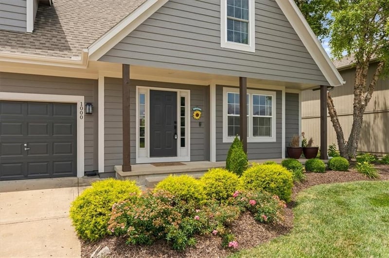 1000 Quartz St, Louisburg, KS 66053