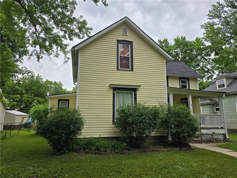 117 Elm St, Ottawa, KS 66067
