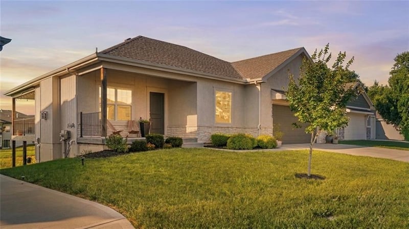 19610 196th Ter, Spring Hill, KS 66083