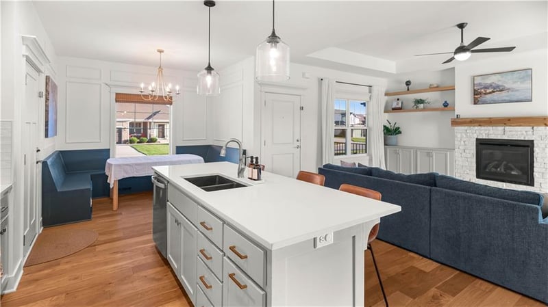 19610 196th Ter, Spring Hill, KS 66083