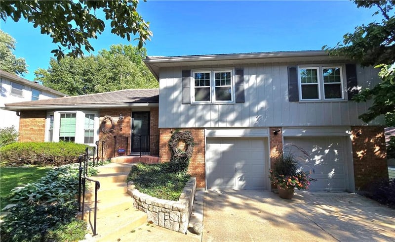 3635 Main St, Kansas City, MO 64116