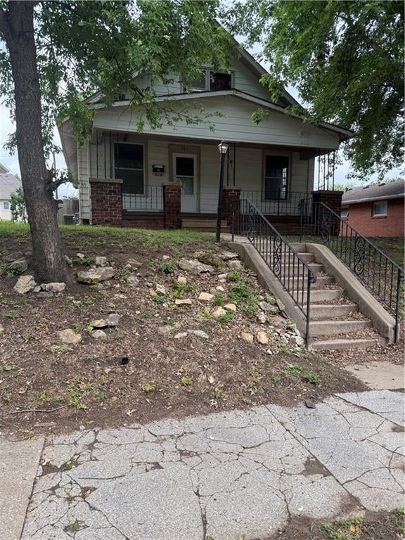505 24th St, St Joseph, MO 64501