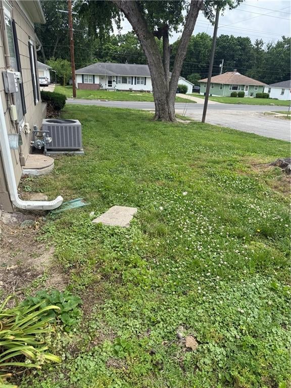 2901 Messanie St, St Joseph, MO 64501