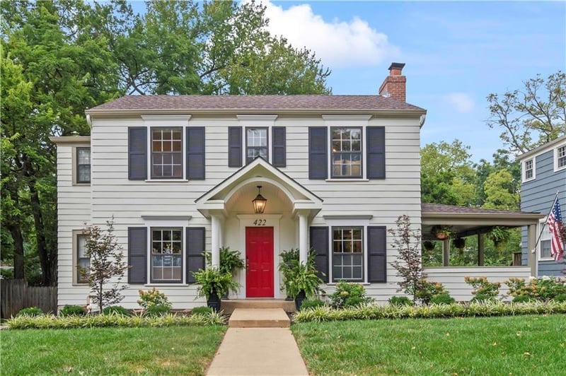 422 55th St, Kansas City, MO 64110