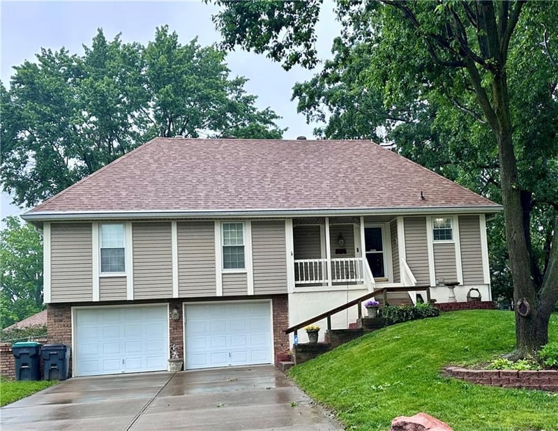 301 Alice St, Blue Springs, MO 64014