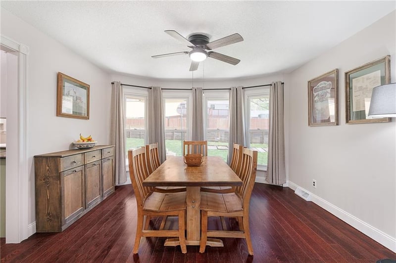 2127 15th St, Leavenworth, KS 66048