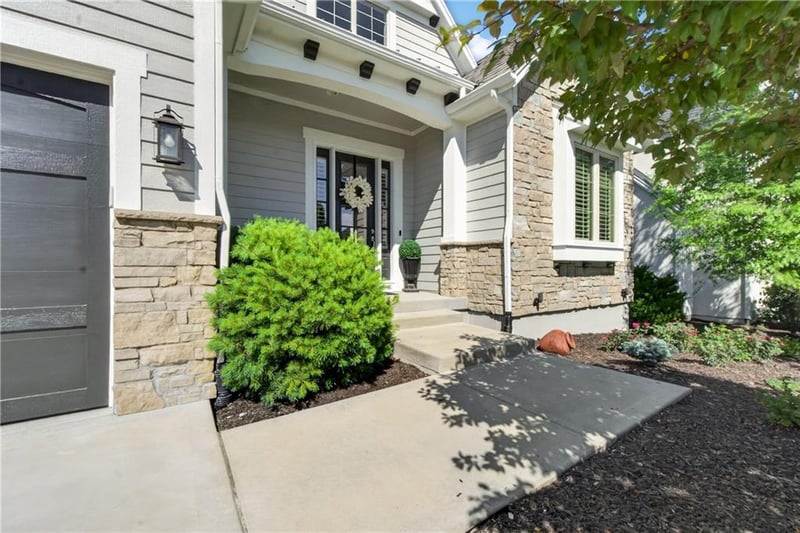 16141 Garnett St, Overland Park, KS 66221