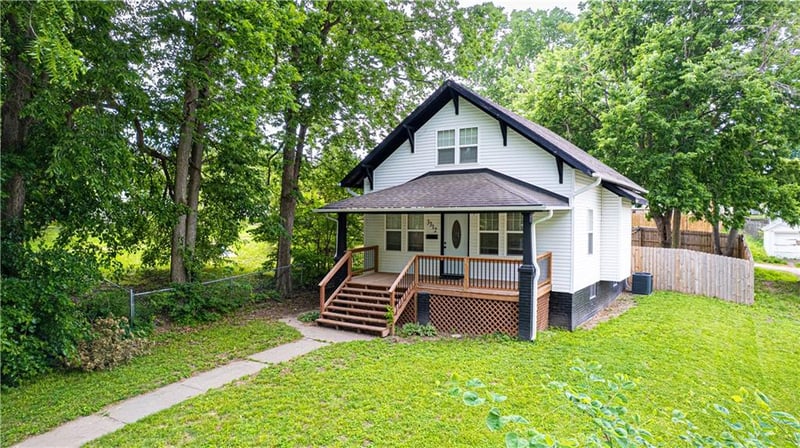 3312 Monterey St, St Joseph, MO 64507