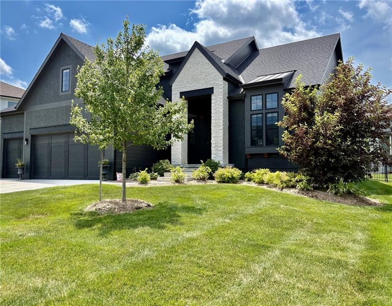 17732 Eby St, Overland Park, KS 66013
