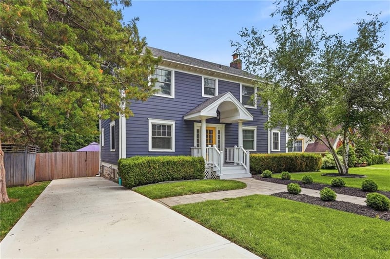 7441 Summit St, Kansas City, MO 64114