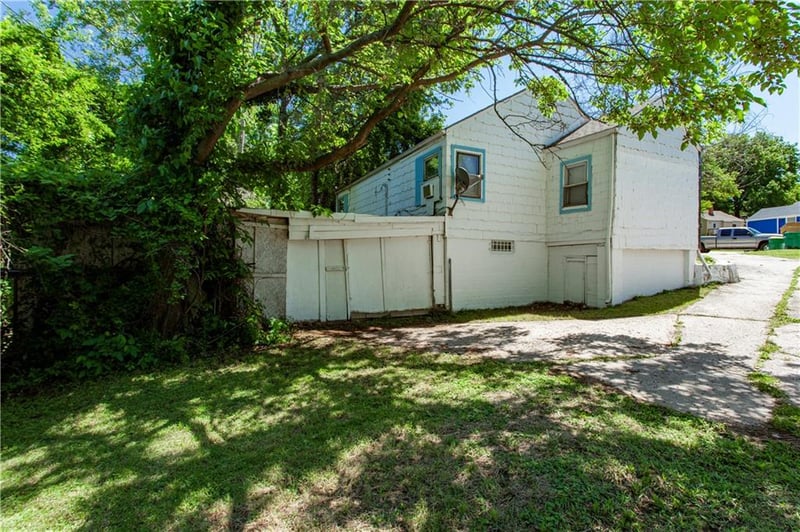 2520 Haskell Ave, Kansas City, KS 66104
