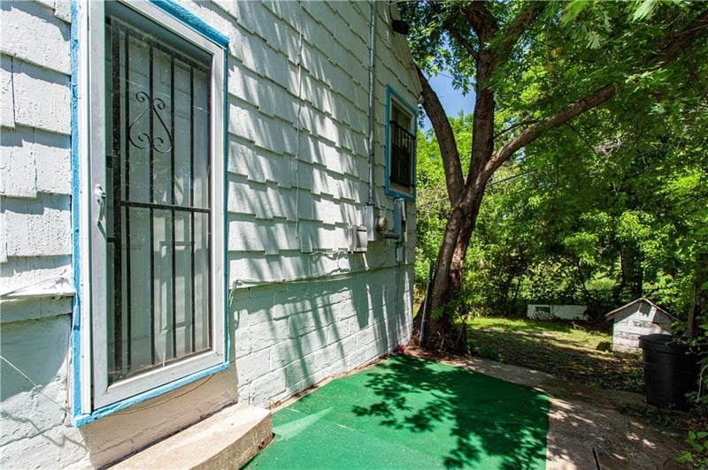 2520 Haskell Ave, Kansas City, KS 66104