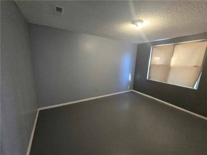 4405 Oak Trafficway, Kansas City, MO 64116