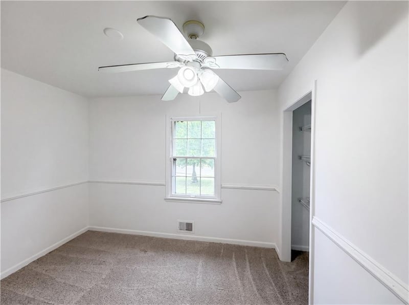3107 65th Ter, Kansas City, MO 64119