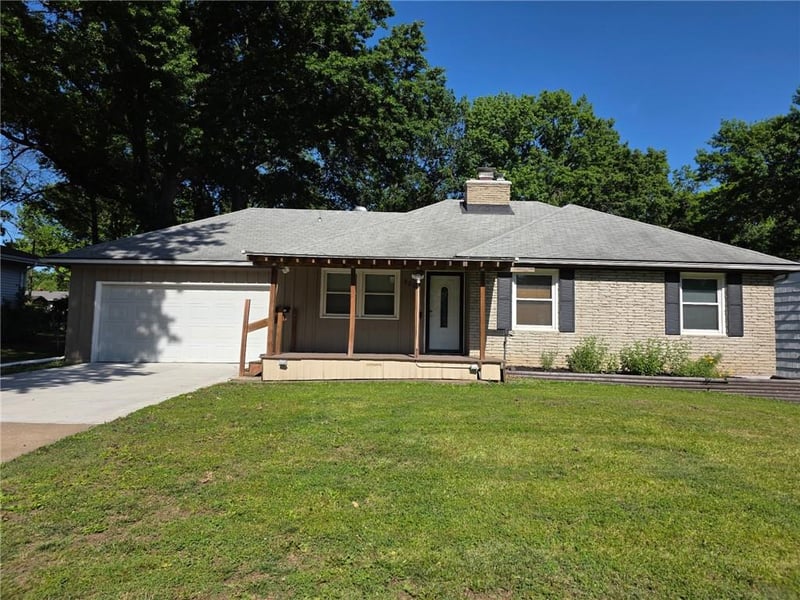 8003 Evanston Ave, Raytown, MO 64138