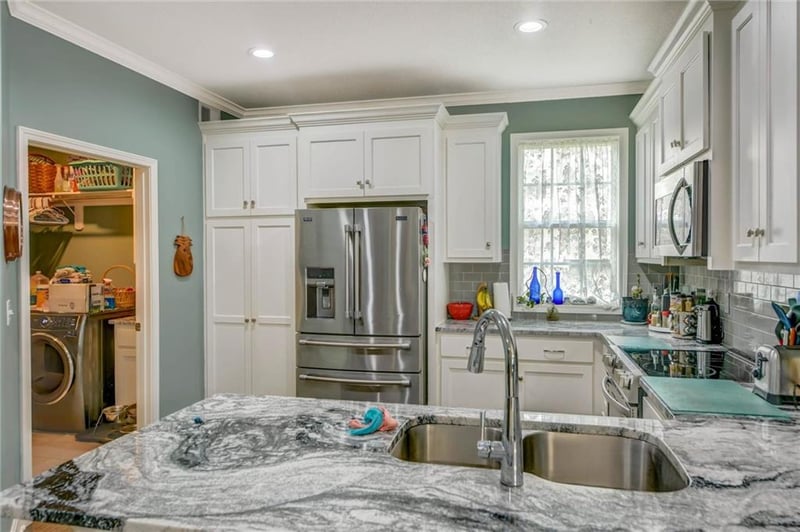 722 110th Ter, Kansas City, MO 64131