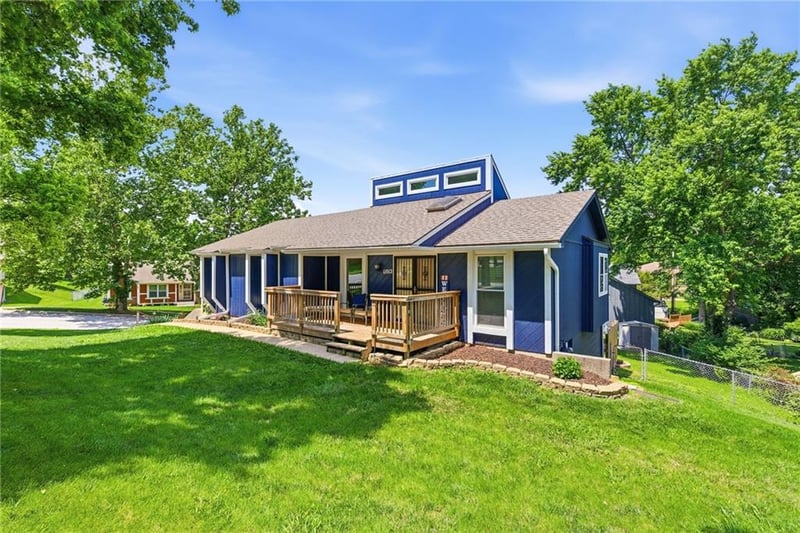 11012 Norton Ave, Kansas City, MO 64137
