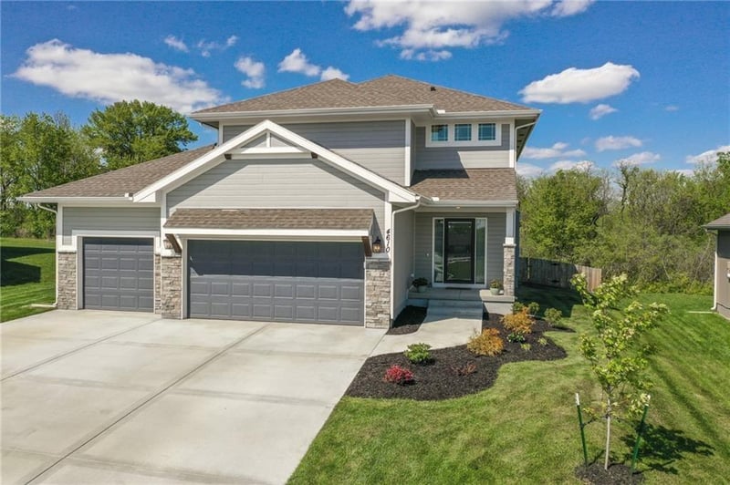 4610 85th Ter, Kansas City, MO 64156
