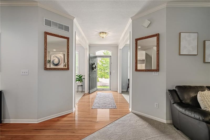 14805 Slater St, Overland Park, KS 66221