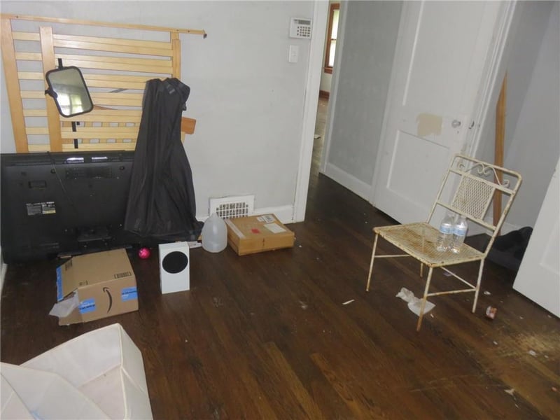3938 Myrtle Ave, Kansas City, MO 64130