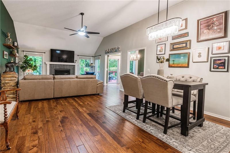 7003 156th Ter, Overland Park, KS 66223