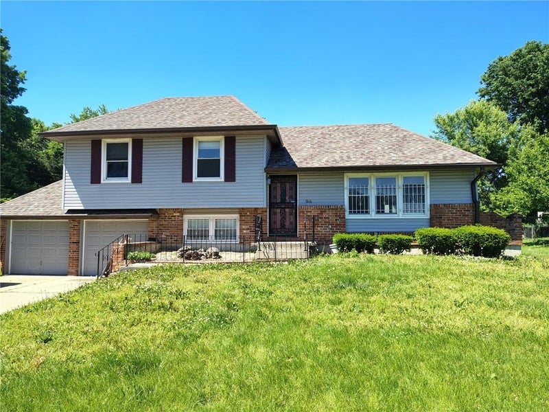7816 Orville Ave, Kansas City, KS 66112