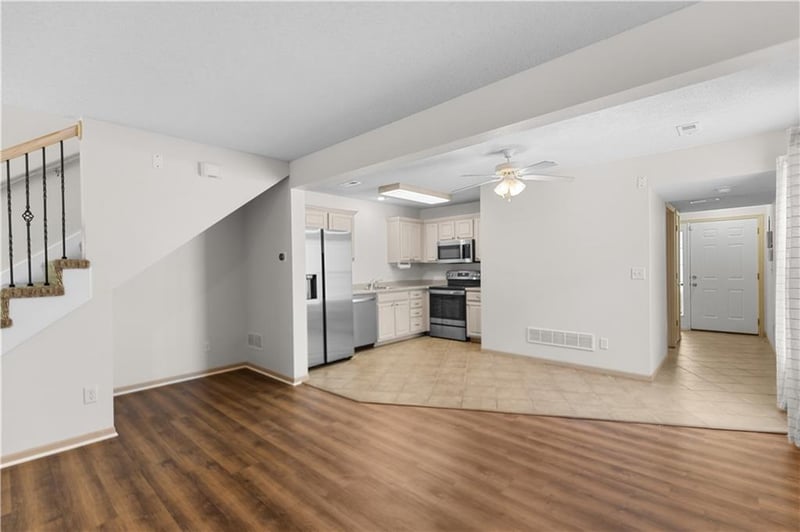 10660 46th Ter, Kansas City, MO 64133