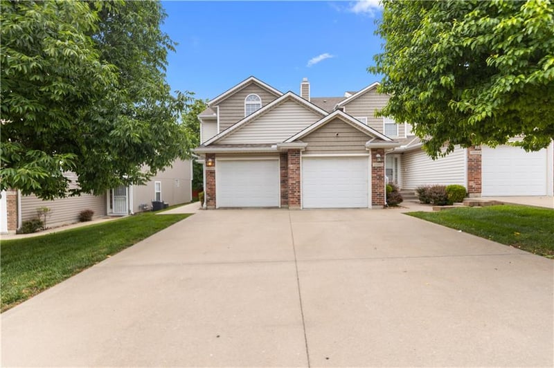 10660 46th Ter, Kansas City, MO 64133