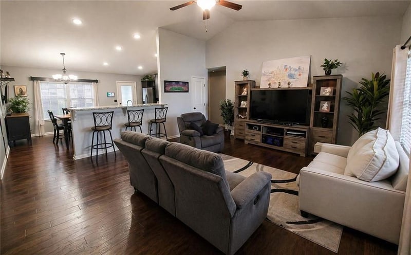 530 Maple St, Gardner, KS 66030