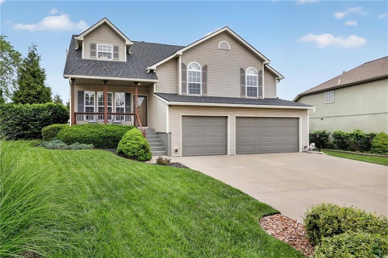 4728 92 St, Kansas City, MO 64154