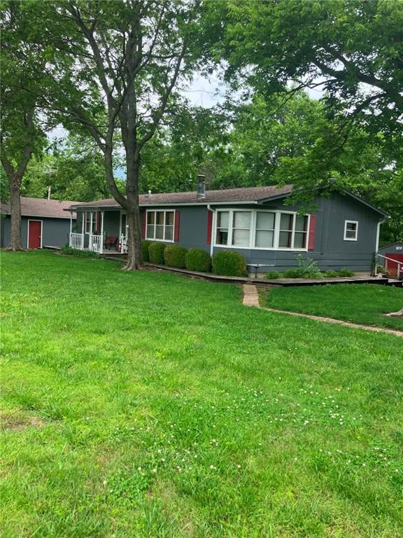 70 Eagle Ln, Mound City, KS 66056