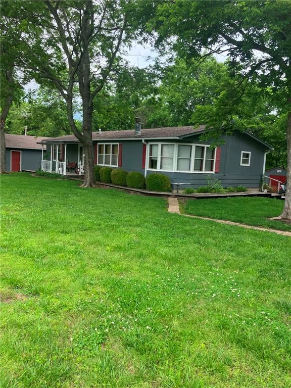 70 Eagle Ln, Mound City, KS 66056