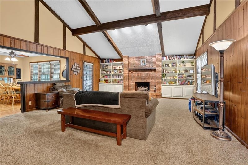 16313 Chur St, Olathe, KS 66062