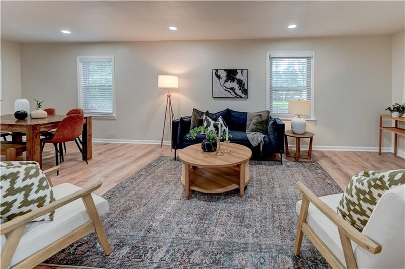 7126 Main St, Kansas City, MO 64114